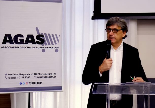 Supermercadistas reconhecem os destaques do  “ano da superação” com o Carrinho Agas 2024