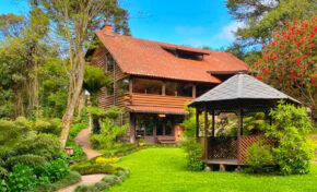 Hospedagem ícone de qualidade e pioneira da Associação Roteiros de Charme no Rio Grande do Sul terá programação cultural e vouchers de aniversário em 2025