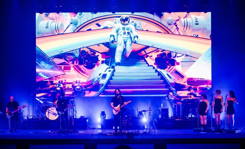 AUDITÓRIO ARAÚJO VIANNA APRESENTA ATOM PINK FLOYD