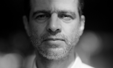 OPINIÃO APRESENTA MORENO VELOSO