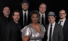 The Hard Working Band faz show no Gatzz em Gramado