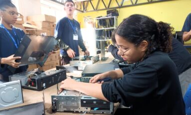 Fundação Pão dos Pobres entrega primeira parte da nova infraestrutura de TI e laboratórios de informática como ferramenta de transformação social um ano após as enchentes