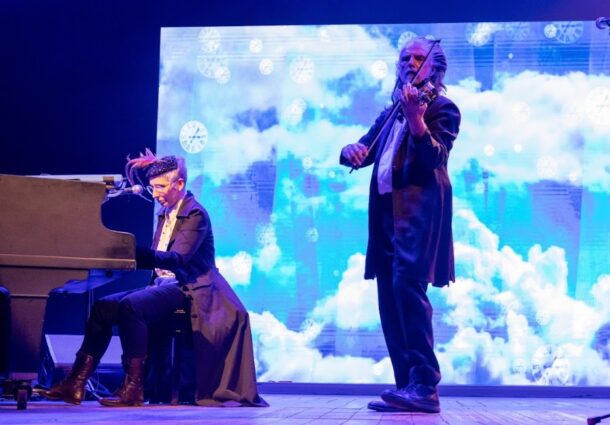 A Sbørnia Kontr`Atracka em apresentação  única no Teatro Elisabeth Rosenfeld