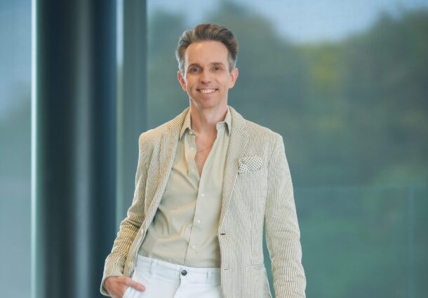 Arquiteto Francisco Franck celebra transformação de sua marca