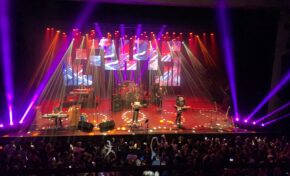 Dire Straits Legacy vai voltar ao Brasil e subirá ao palco do Auditório Araújo Vianna, no dia 6 de novembro de 2025