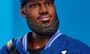 Maior colecionador de bonecos Ken do mundo é presenteado pela Mattel com boneco de LeBron James