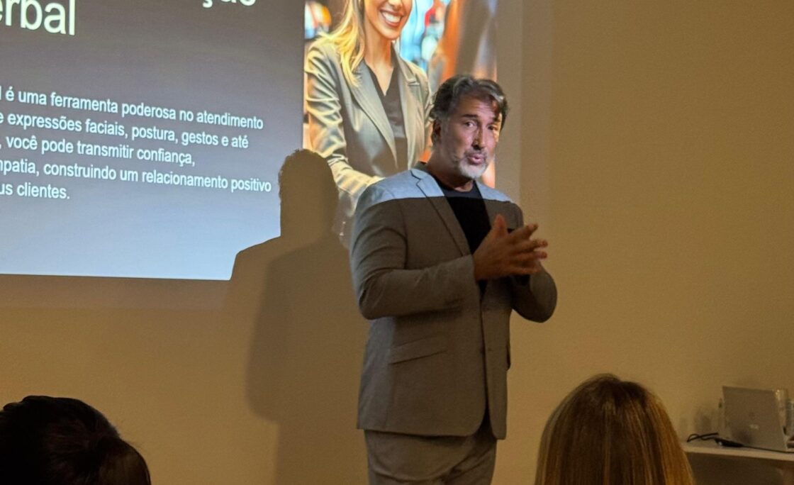 Revista Onne e Art.Hotel Transamerica Collection promovem curso “Atendimento De Excelência”