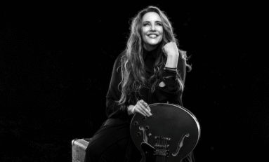 AUDITÓRIO ARAÚJO VIANNA APRESENTA ANA CAROLINA