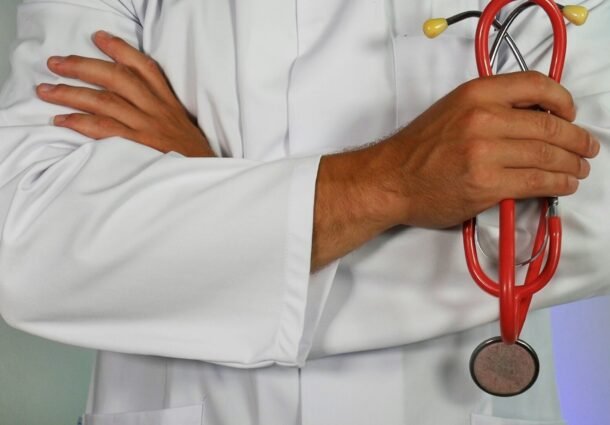 Prefeitos consideram que recursos anunciados  pelo estado para a saúde são insuficientes