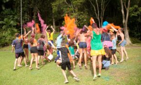 Aposta em atrativos especiais nas férias de julho de 2025 gera alta demanda em rede hoteleira