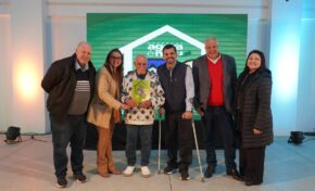 Maior entrega de matrículas da história de Guaíba marca avanço do programa “Agora é Meu”