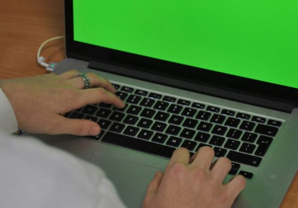 IOS abre inscrições com 60 vagas de cursos gratuitos de formação profissional para jovens em Porto Alegre