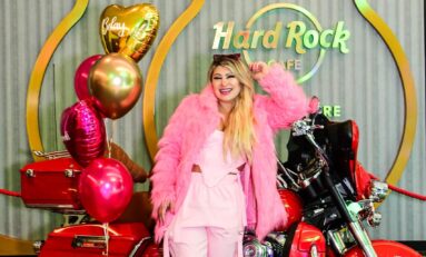 Barbie Gaúcha celebra aniversário em noite de estrela no Hard Rock Café