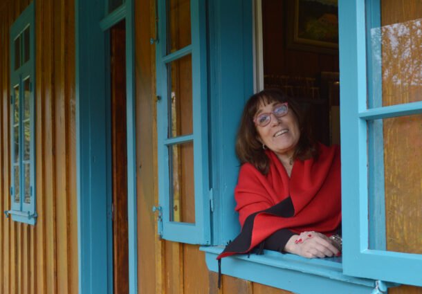 Rosane da Veiga Faria lança segundo livro da trilogia Árvore de Família, “A Casa das Sombras”