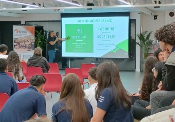 Inscrições abertas para atividade gratuita de qualificação de jovens em Porto Alegre