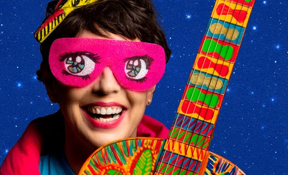 Adriana Calcanhotto vai voltar a Porto Alegre com seu aclamado projeto infantil Adriana Partimpi