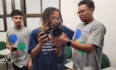 Curso gratuito de capacitação profissional para o setor audiovisual tem vagas para jovens em Porto Alegre