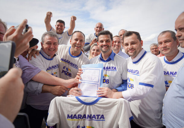 Prefeito de Guaíba se filia ao PSDB e anuncia que vai concorrer ao governo em 2026