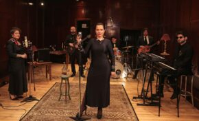 Mari Gazen celebra a força feminina no show “Encanta” no Teatro do Bourbon Country