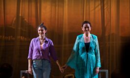 Lilia Cabral e Giulia Bertolli desembarcam em Porto Alegre nesta quinta-feira para curta temporada do espetáculo A Lista