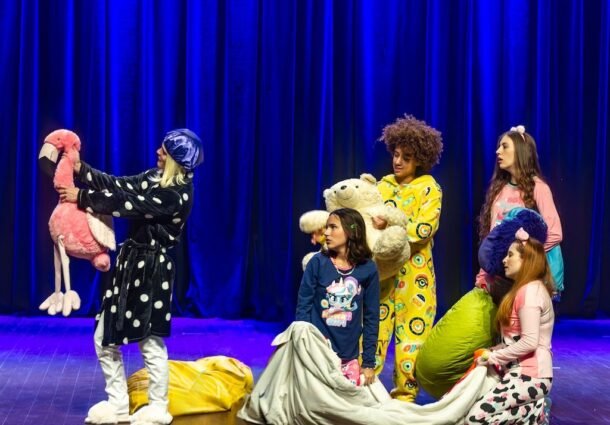 Espetáculo Adolescer realiza sua última apresentação neste ano