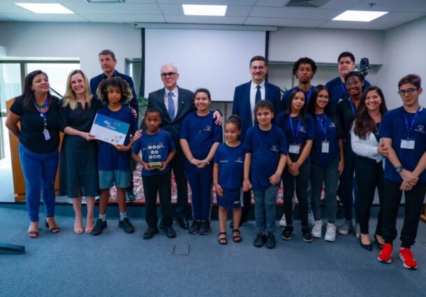 MPRS entrega Prêmio Miguel Velasquez de Direitos Humanos à Fundação O Pão dos Pobres e à promotora Giani Saad