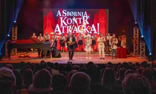A Sbørnia Kontr`Atracka faz últimas apresentações no Teatro da AMRIGS em Porto Alegre