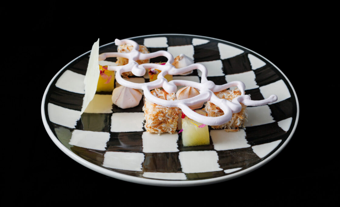 CHEF´S TABLE promove nova edição do tradicional bazar com até 95% de desconto