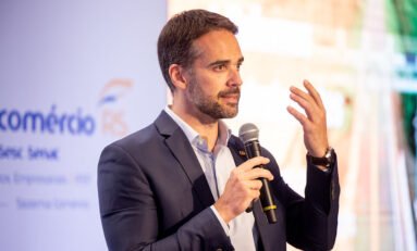 Inscrições abertas para edição inaugural do Fecomércio-RS Debate com Eduardo Leite