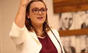 Estratégia municipal de antecipação e prevenção da violência de gênero