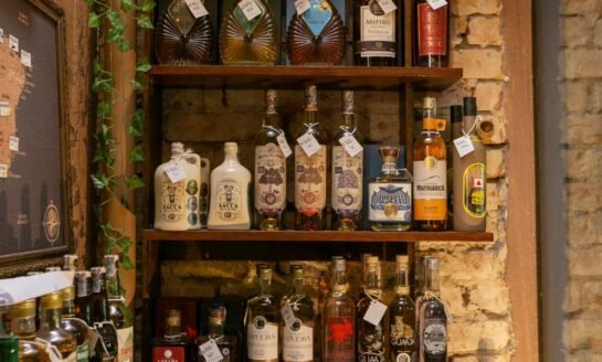 Casa Vasco promove evento “Cachaça é coisa de mulher” idealizada pela mestre destiladora Larissa Teixeira