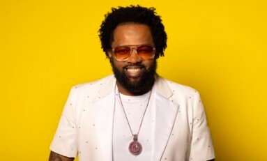 Xande de Pilares em show gratuito no Parque da Redenção no dia 15 de maio em Porto Alegre