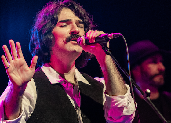 Espetáculo Uma Celebração a Belchior acontece dia 23 de julho de 2026 em Porto Alegre