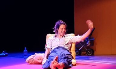 Sucesso de público estrelado por Miá Mello chega a Porto Alegre dia 12 de abril